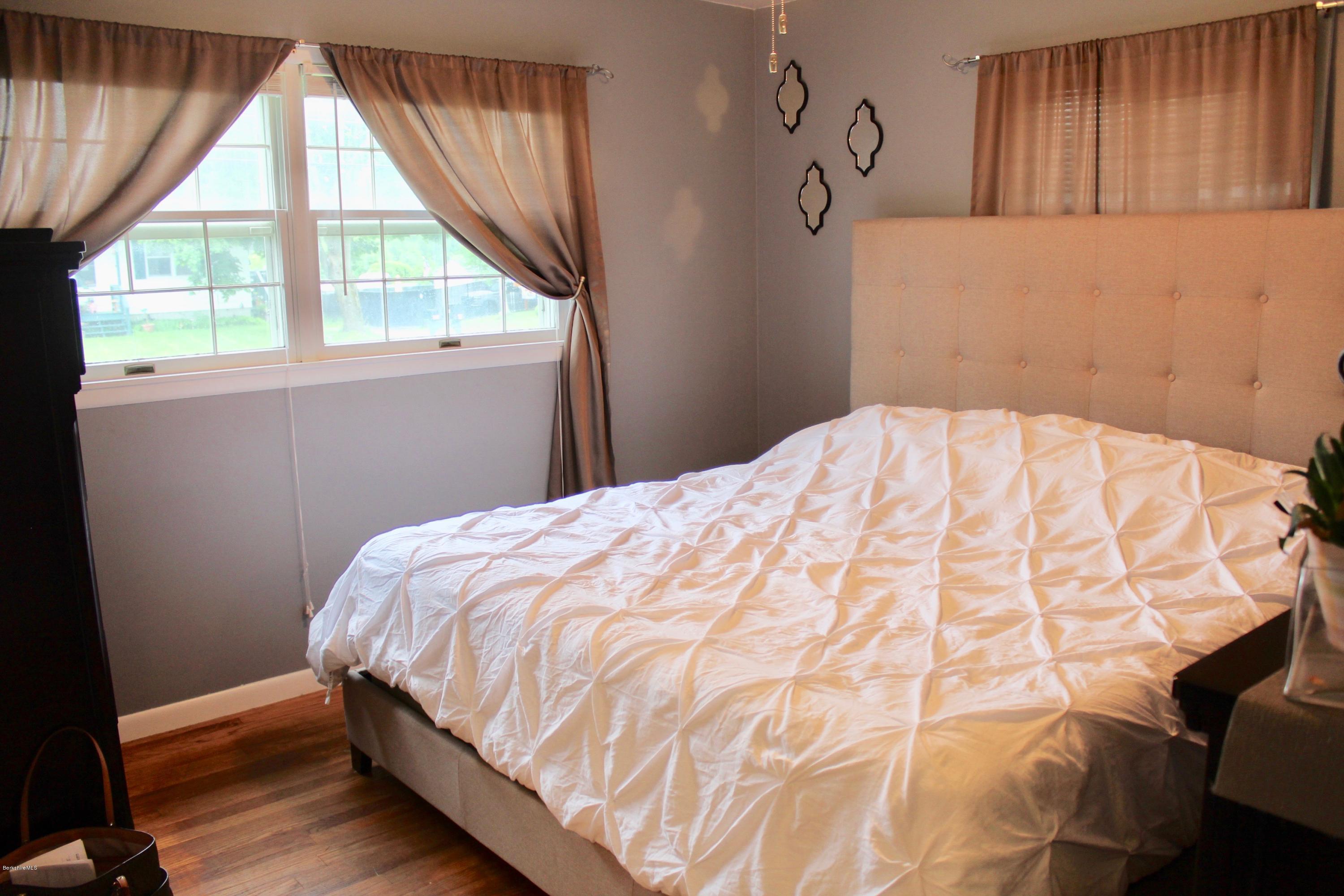 456 Pecks Road Pittsfield, MA 01201 - Photo 9 of 22 IMG_4667