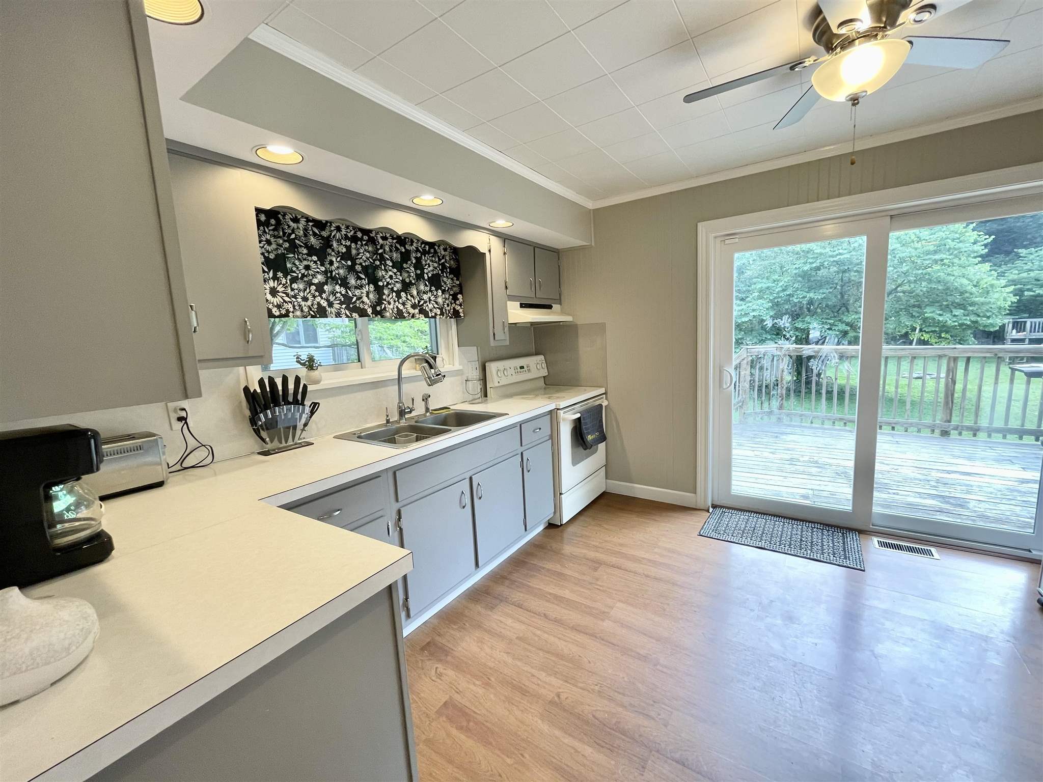 1719 Stults Road Huntington, IN 46750 - Photo 8 of 22 Gallery Image 8