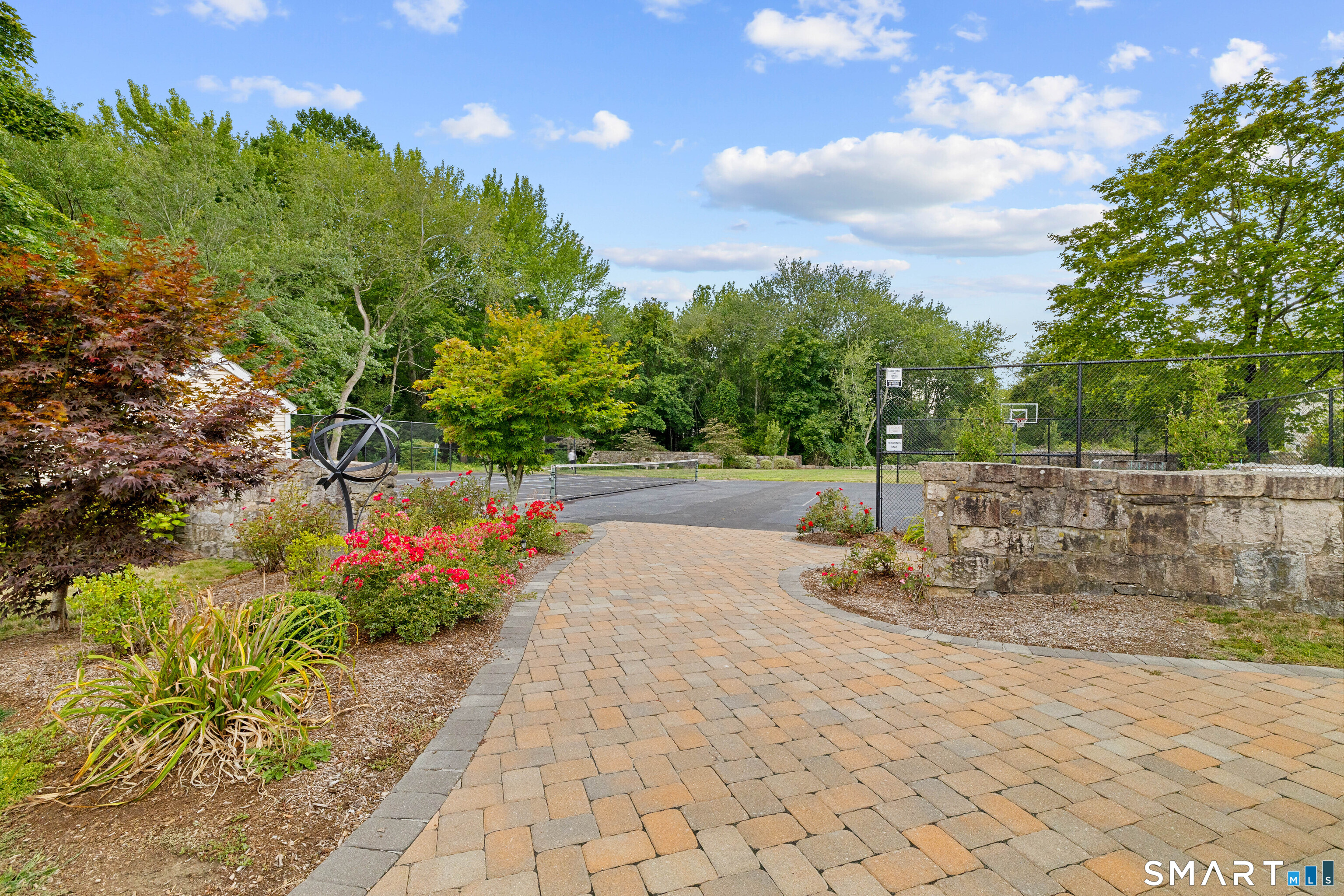 54 Rope Ferry Road, Unit H133 Waterford, CT 06385 - Photo 32 of 39