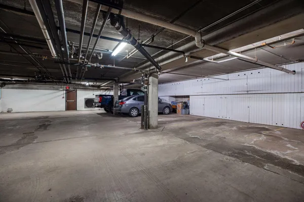$300,000 | 3150 Glen Oaks Avenue, Unit 111A, White Bear Lake, MN 55110