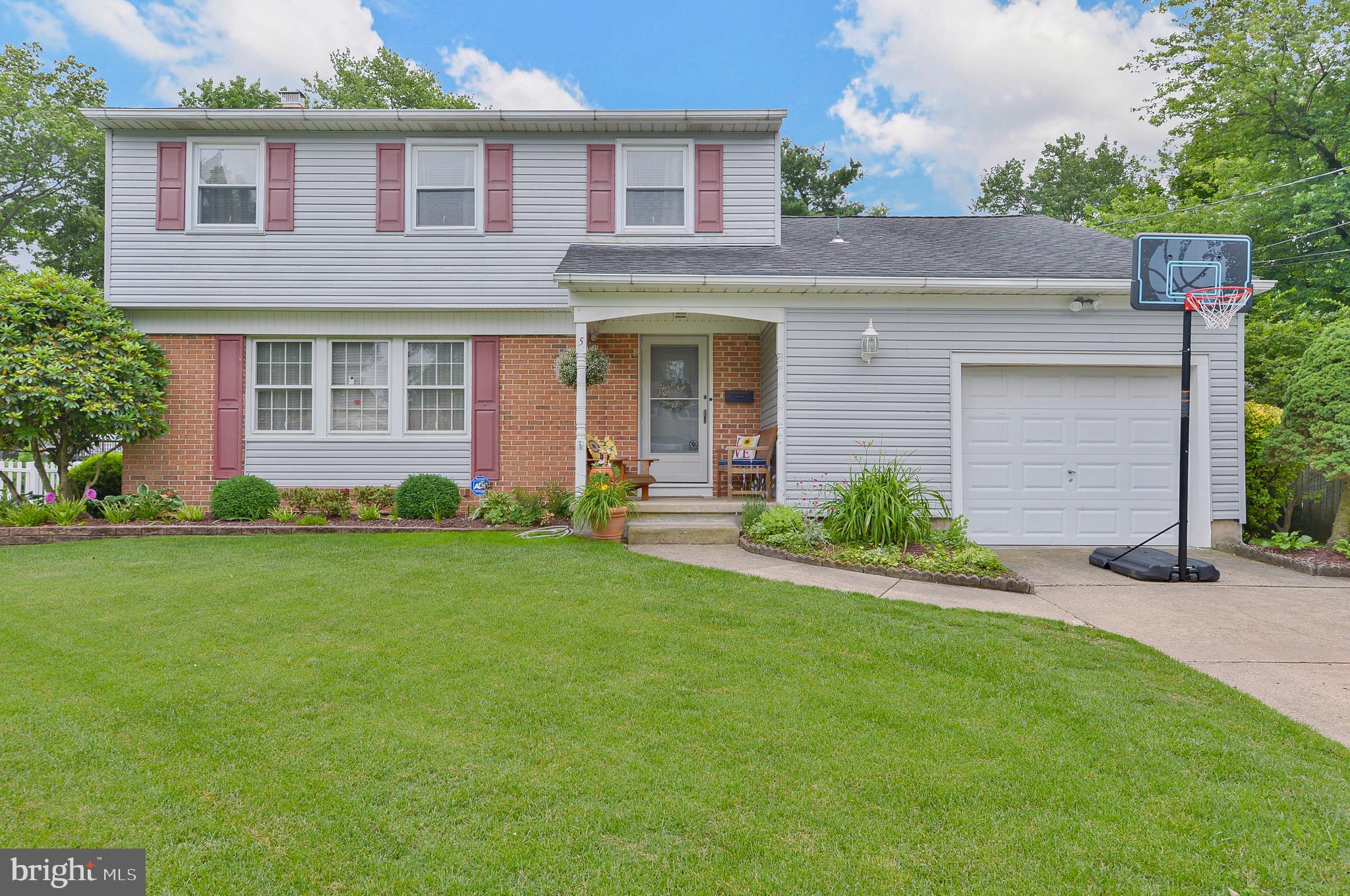 5 Woodbridge Road Marlton, NJ 08053 - Photo 1 of 32 Gallery Image 1