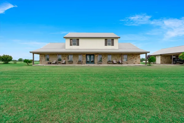 $1,200,000 | 400 Little Elpaso Ranch Road, Martindale, TX 78655