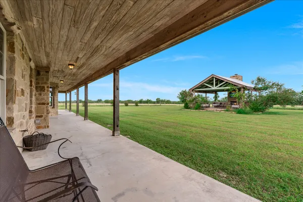 $1,200,000 | 400 Little Elpaso Ranch Road, Martindale, TX 78655