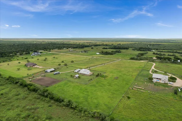 $1,200,000 | 400 Little Elpaso Ranch Road, Martindale, TX 78655