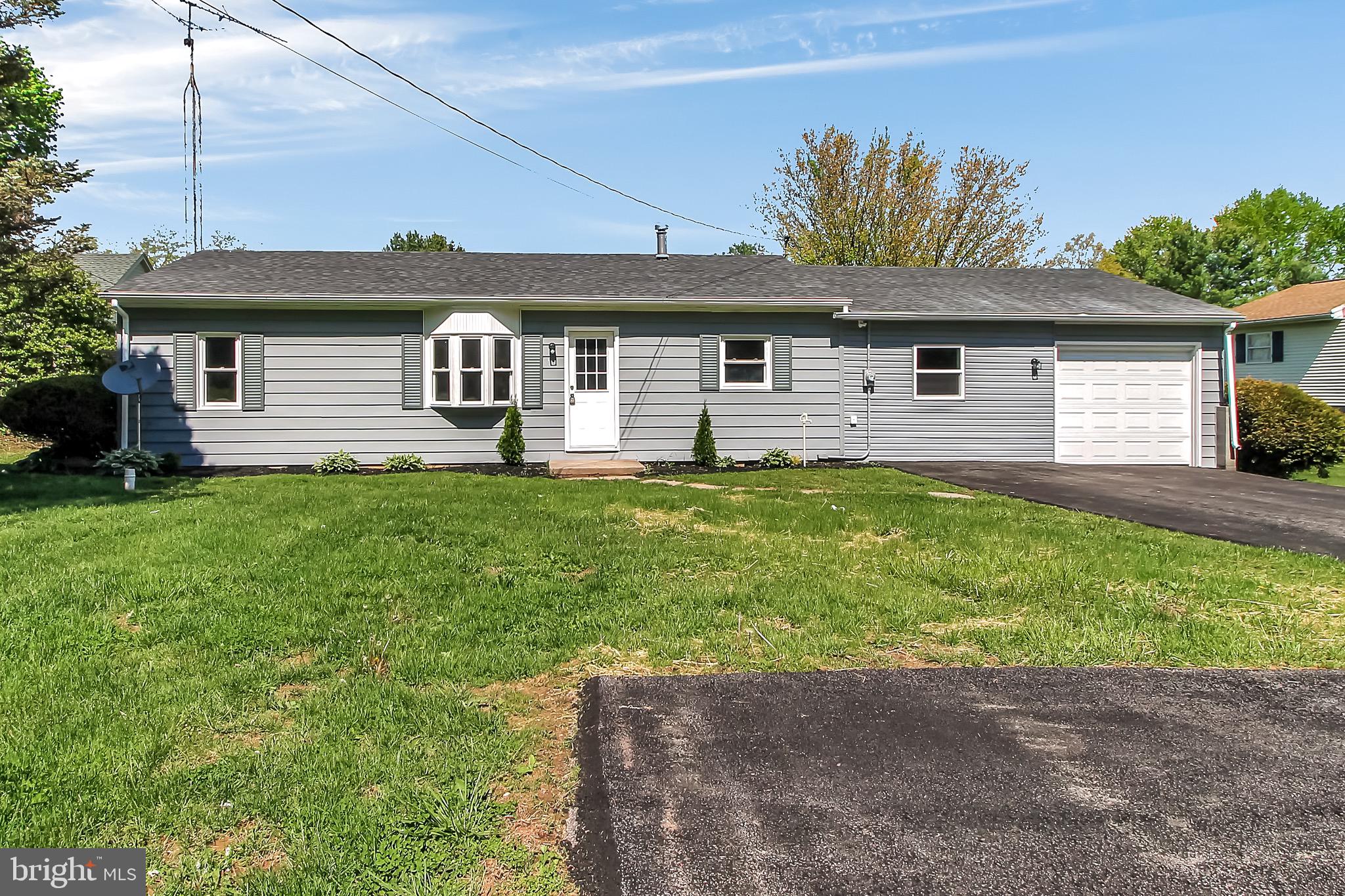 315 Brough Road Abbottstown, PA 17301 - Photo 1 of 28 Gallery Image 1