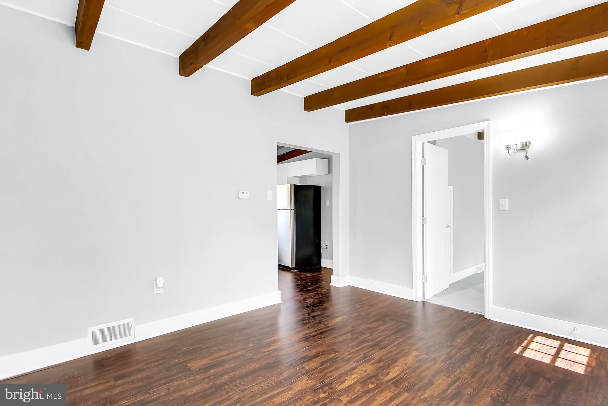315 Brough Road Abbottstown, PA 17301 - Photo 4 of 28 Gallery Image 4