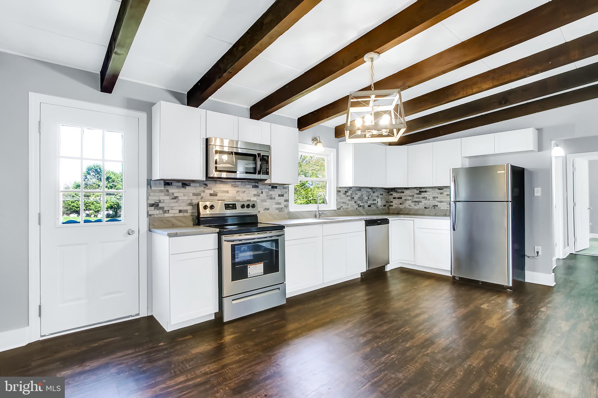 315 Brough Road Abbottstown, PA 17301 - Photo 9 of 28 Gallery Image 9