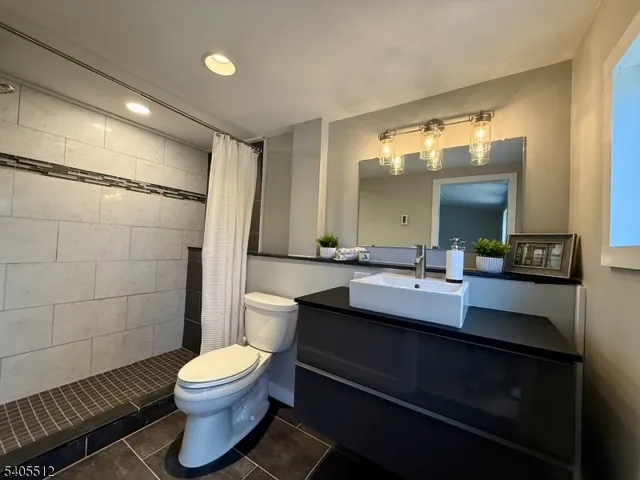 $629,000 | 585 Plainfield Avenue, Berkeley Heights, NJ 07922