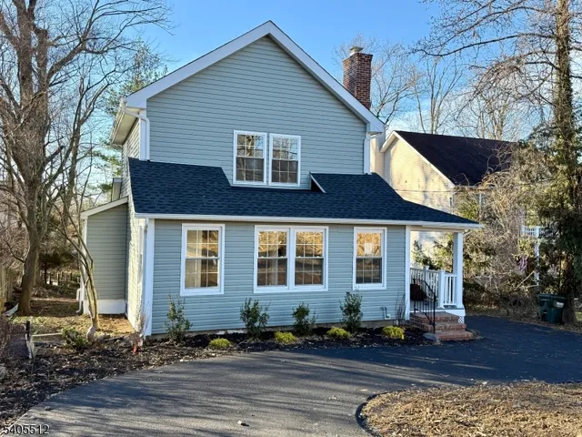 $629,000 | 585 Plainfield Avenue, Berkeley Heights, NJ 07922