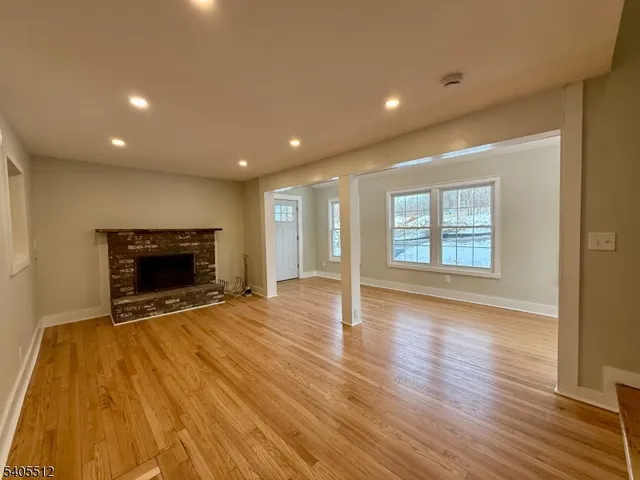 $629,000 | 585 Plainfield Avenue, Berkeley Heights, NJ 07922