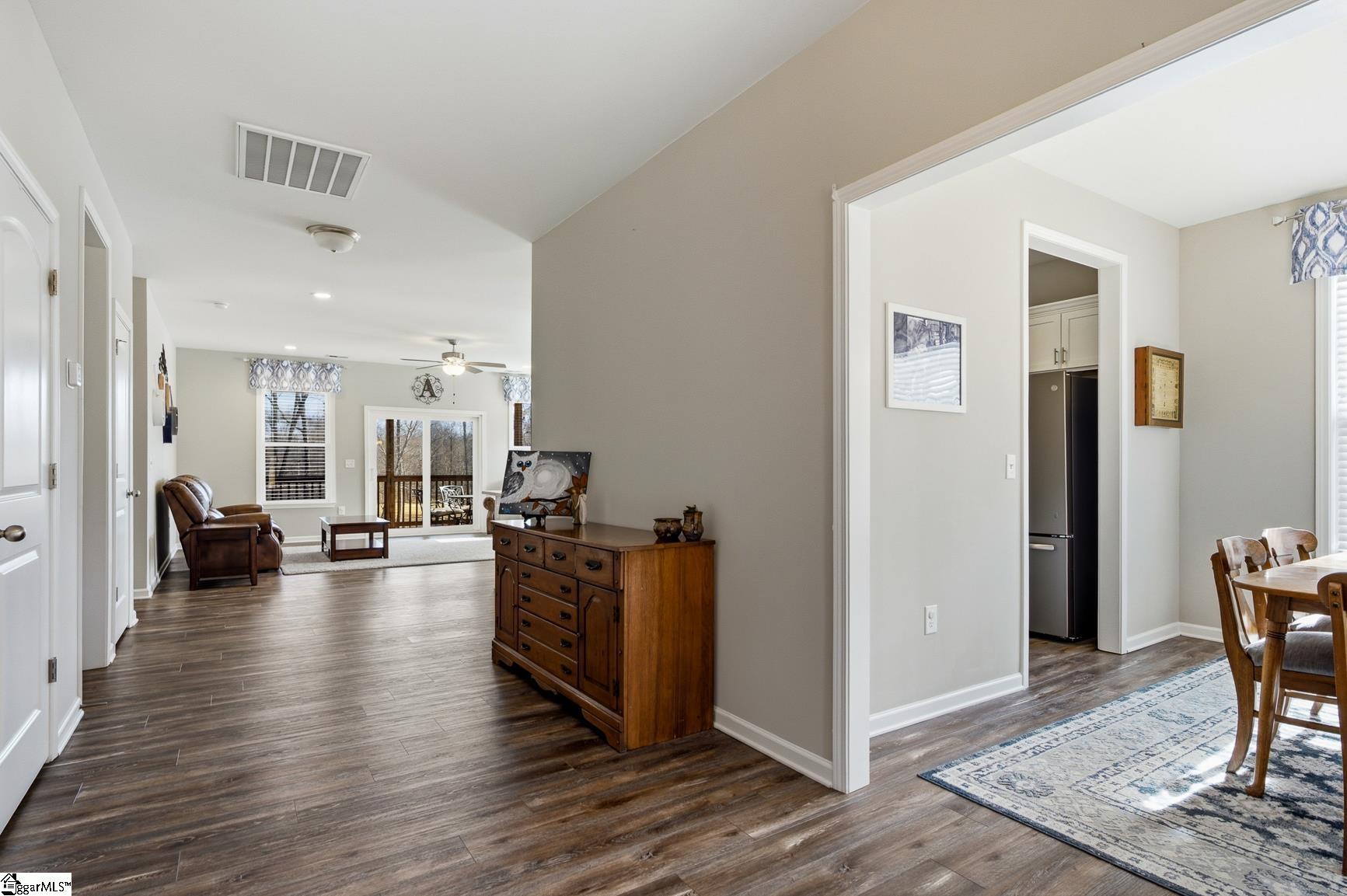 428 Deerwood Anderson, SC 29621 - Photo 6 of 47 Gallery Image 6