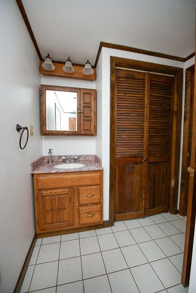 194 Long Pond Road Danville, NH 03819 - Photo 19 of 34 Gallery Image 19