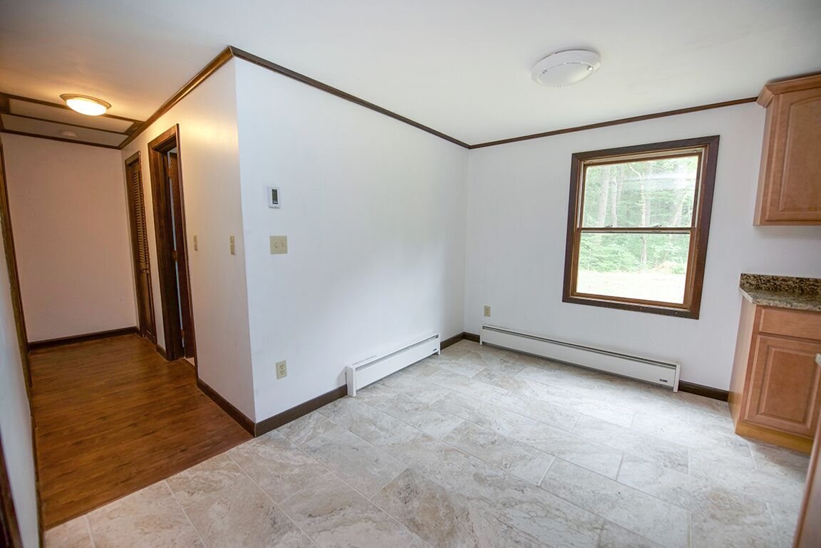 194 Long Pond Road Danville, NH 03819 - Photo 3 of 34 Gallery Image 3