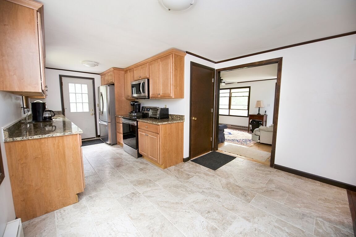 194 Long Pond Road Danville, NH 03819 - Photo 5 of 34 Gallery Image 5