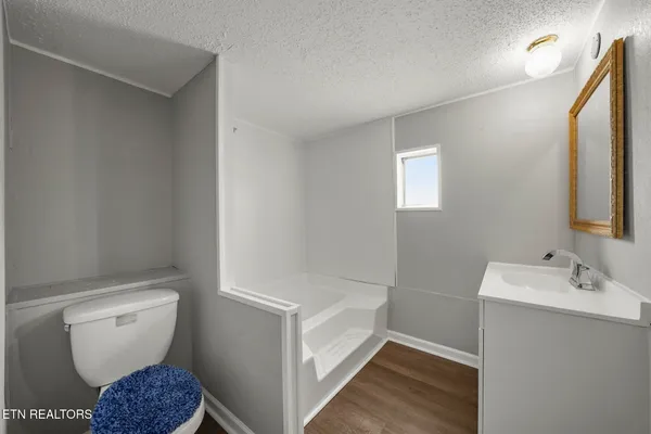 $99,900 | 15460 West Andrew Johnson Highway, Bulls Gap, TN 37711