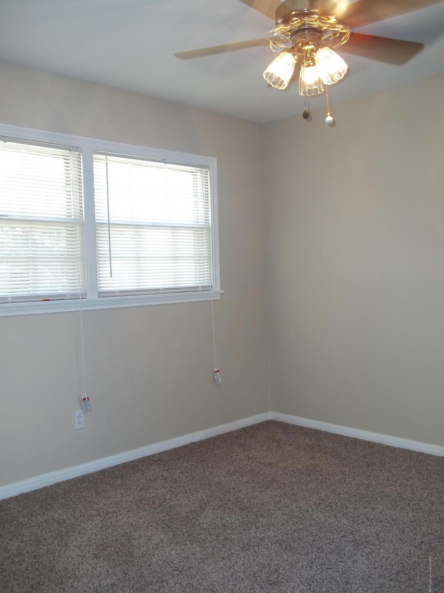 5509 Randolph Road Amarillo, TX 79106 - Photo 15 of 30 100_2613