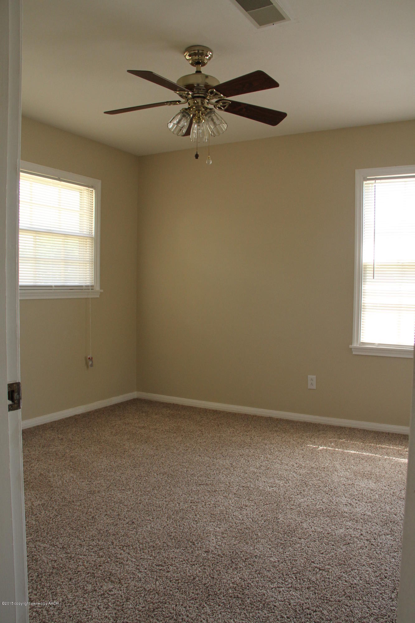 5509 Randolph Road Amarillo, TX 79106 - Photo 28 of 30 Front Bedroom