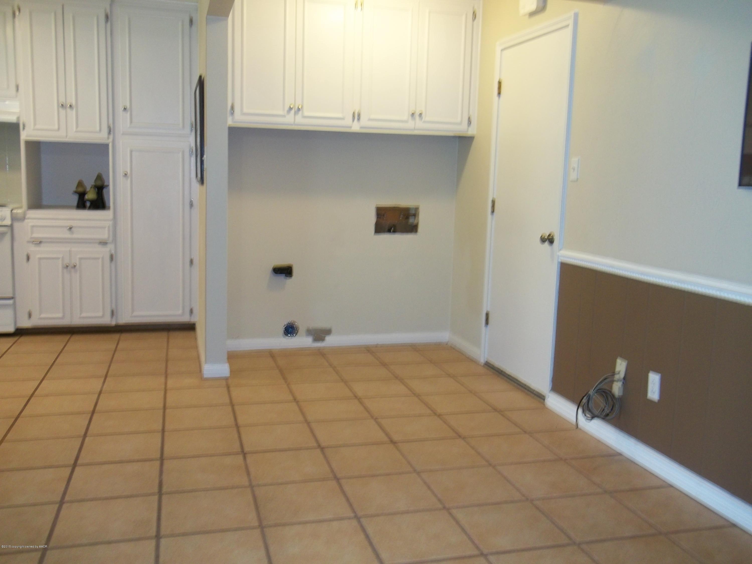 5509 Randolph Road Amarillo, TX 79106 - Photo 7 of 30 100_2604