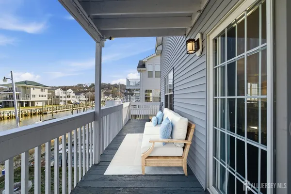 $999,900 | 11 Huddy Avenue, Highlands, NJ 07732