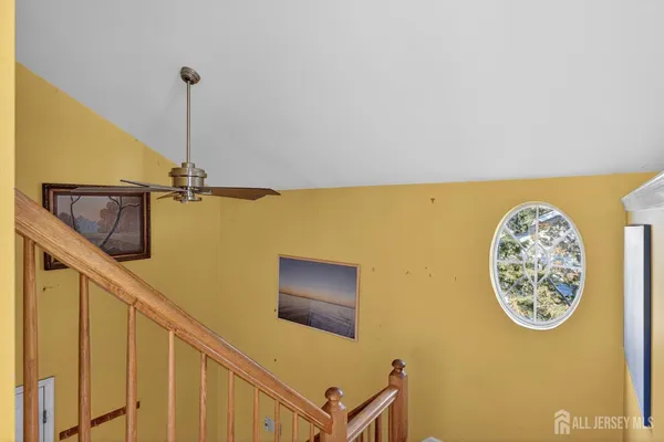 $999,900 | 11 Huddy Avenue, Highlands, NJ 07732