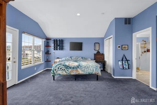 $999,900 | 11 Huddy Avenue, Highlands, NJ 07732