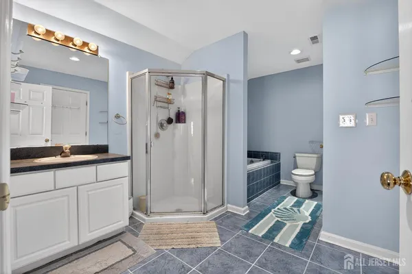 $999,900 | 11 Huddy Avenue, Highlands, NJ 07732
