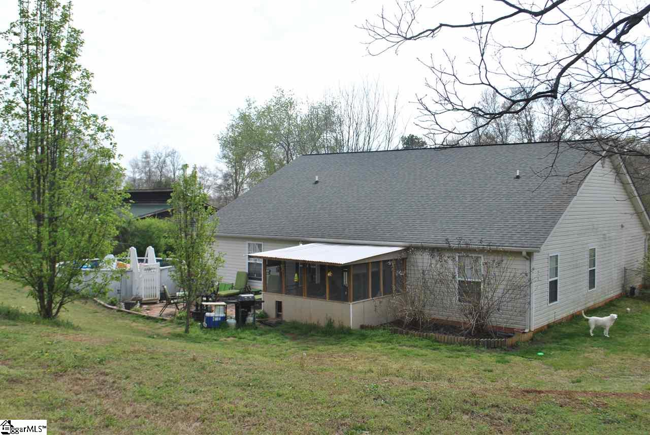 110 Hammett Store Road Lyman, SC 29365 - Photo 3 of 30