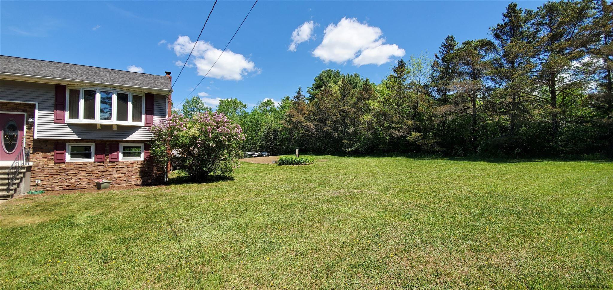 1609 Perth Road Hagaman, NY 12086 - Photo 6 of 66 Photo 6