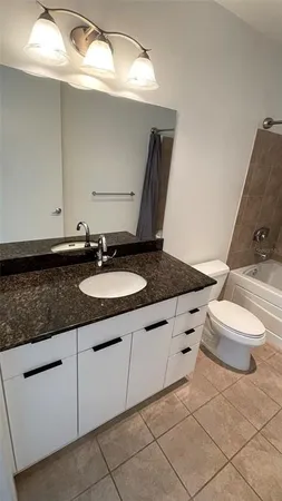$2,925 | 150 East Robinson Street, Unit 1423, Orlando, FL 32801