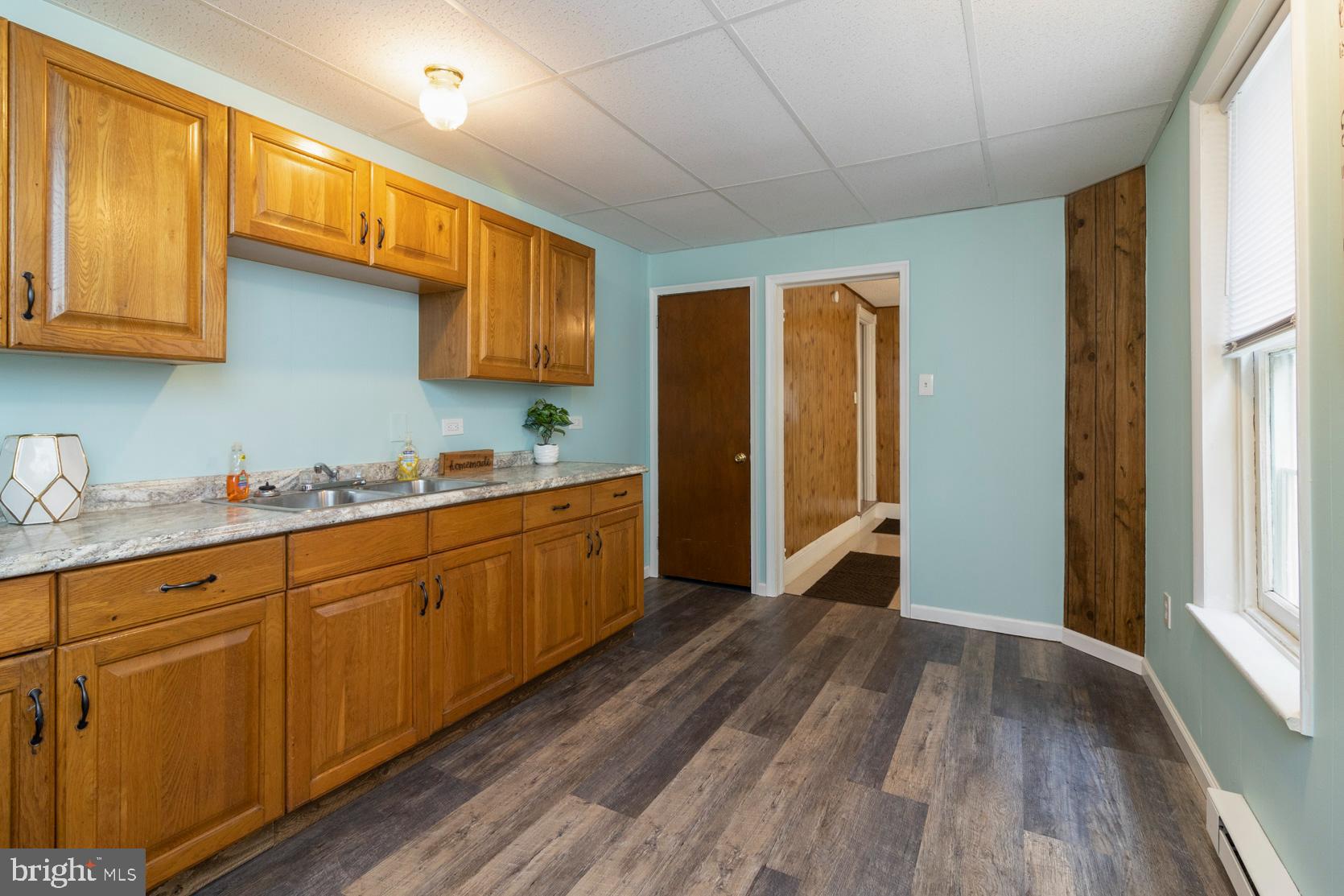 428 Valley Road Coatesville, PA 19320 - Photo 7 of 26 Gallery Image 7