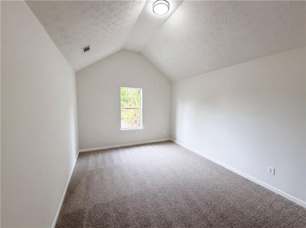 525 Michael Circle Monroe, GA 30655 - Photo 4 of 21