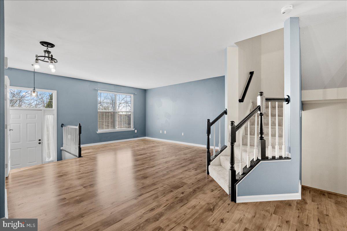 17304 Pacific Rim Terrace Dumfries, VA 22025 - Photo 13 of 61