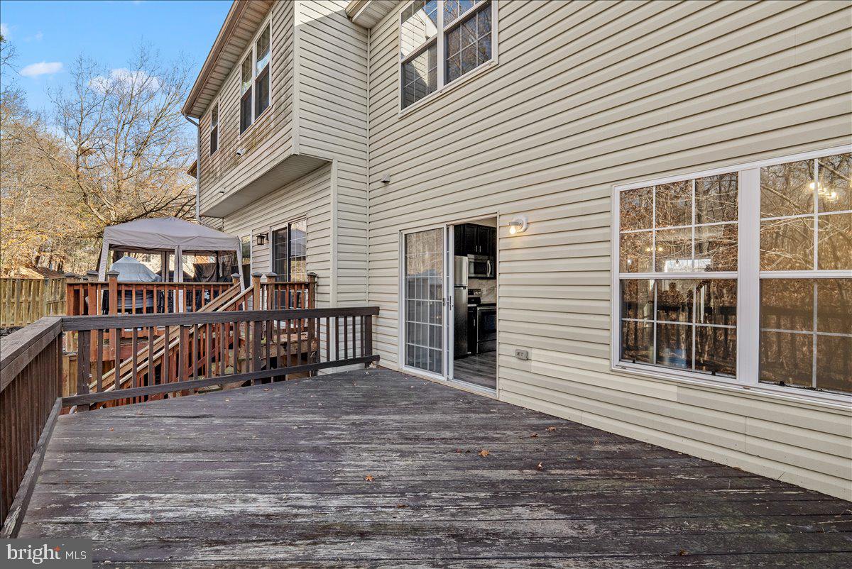 17304 Pacific Rim Terrace Dumfries, VA 22025 - Photo 24 of 61