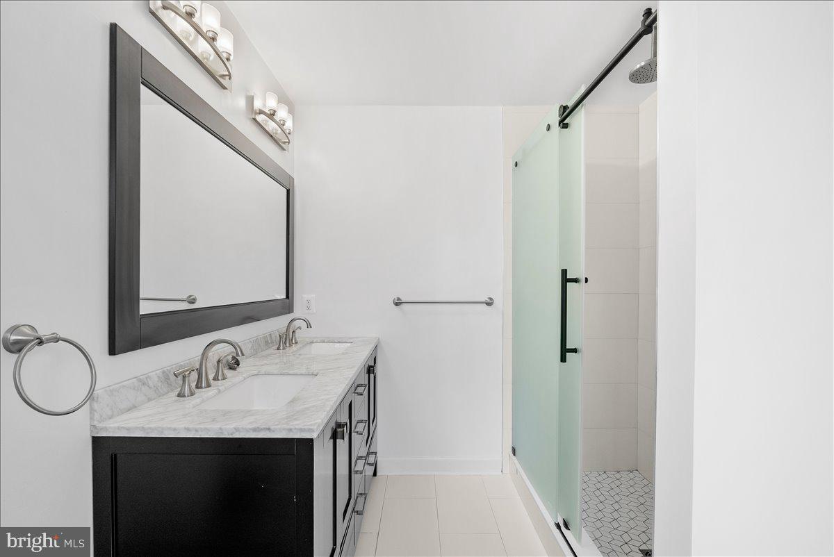 17304 Pacific Rim Terrace Dumfries, VA 22025 - Photo 32 of 61