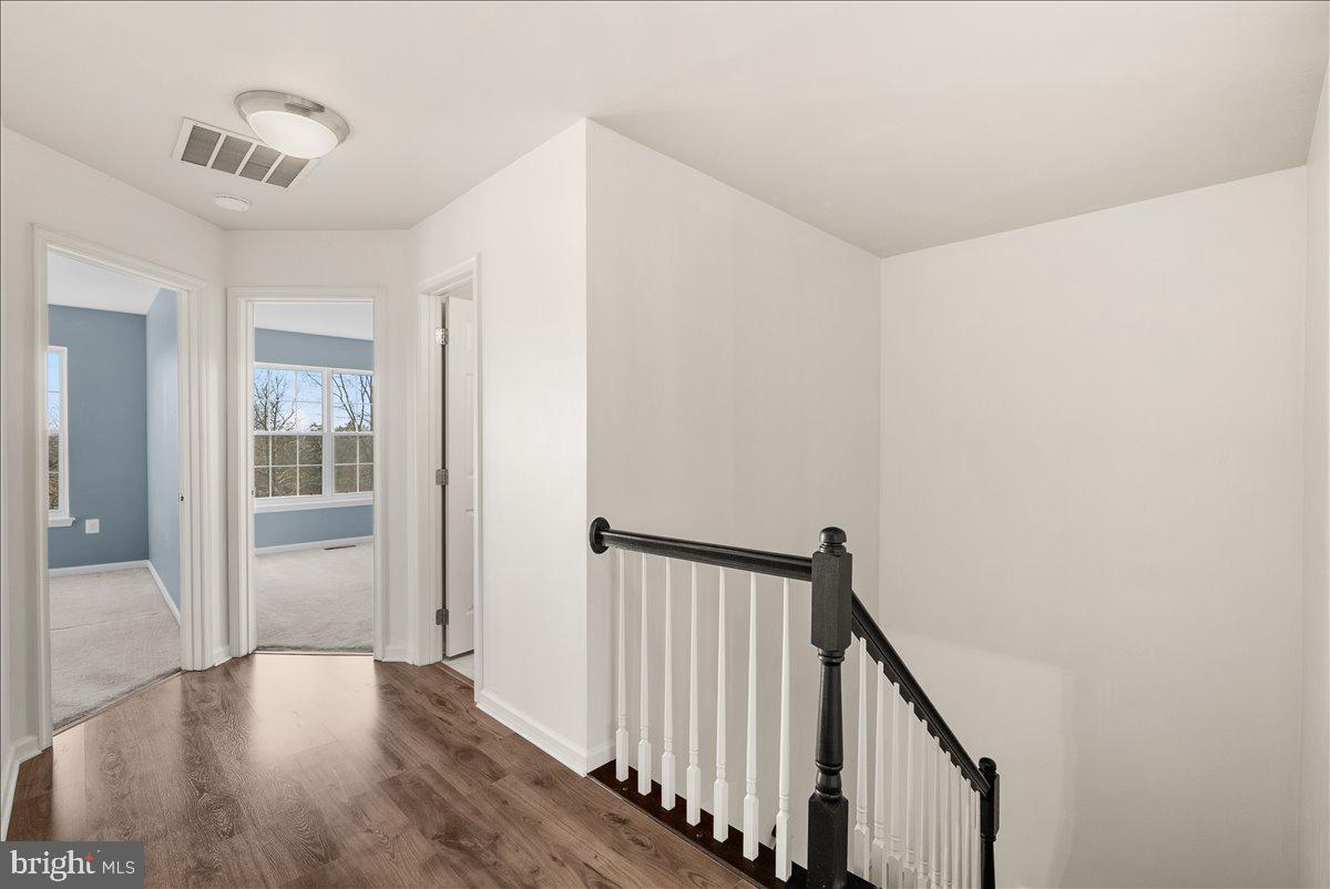 17304 Pacific Rim Terrace Dumfries, VA 22025 - Photo 33 of 61