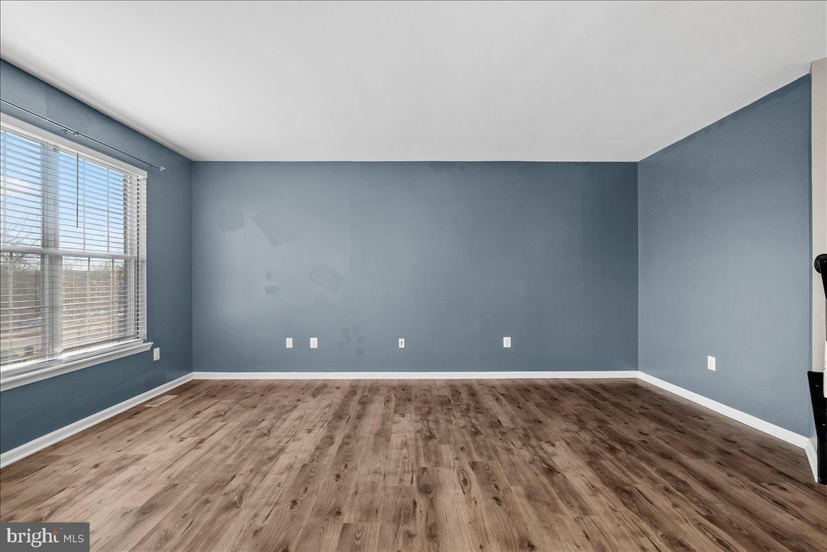 17304 Pacific Rim Terrace Dumfries, VA 22025 - Photo 10 of 61