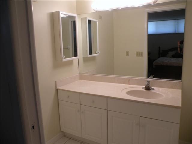 1950 Southwest Palm City Road, Unit 9106 Stuart, FL 34994 - Photo 4 of 15 Gallery Image 4