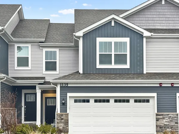 $3,000 | 1135 White Oak Court, Crystal Lake, IL 60012