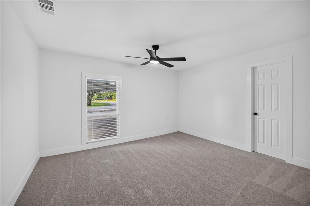 372 Tooley Street Van Alstyne, TX 75495 - Photo 28 of 40