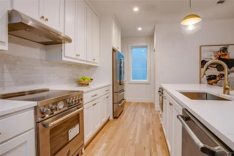 $679,000 | 7207 Gaston Avenue, Unit 906, Dallas, TX 75214