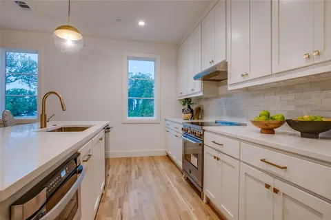 $679,000 | 7207 Gaston Avenue, Unit 906, Dallas, TX 75214