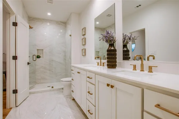 $679,000 | 7207 Gaston Avenue, Unit 906, Dallas, TX 75214