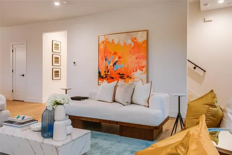 $679,000 | 7207 Gaston Avenue, Unit 906, Dallas, TX 75214
