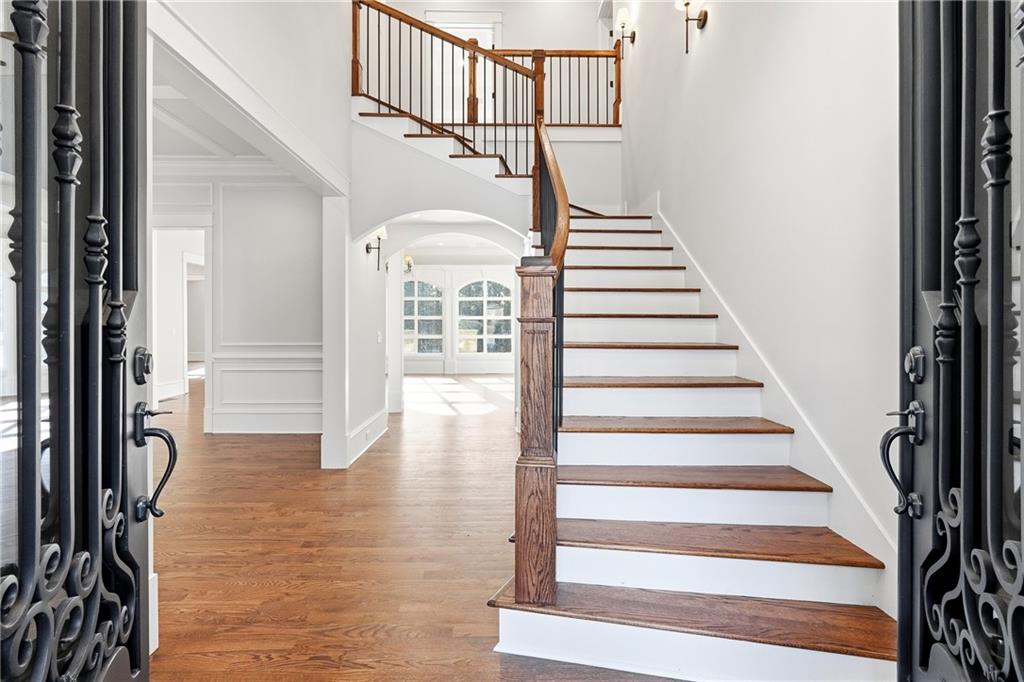 10765 Shallowford Road Roswell, GA 30075 - Photo 13 of 55