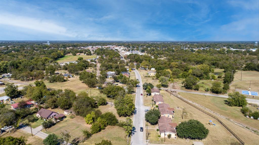 103 Bertha Street Wills Point, TX 75169 - Photo 3 of 6 a view of city and green space