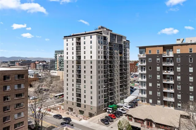 $300,000 | 2 Adams Street, Unit 806, Denver, CO 80206