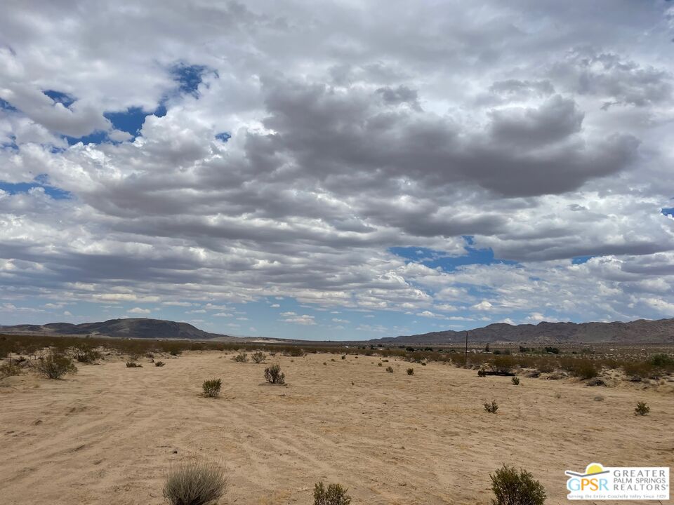 1 Sunever Road Joshua Tree, CA 92252 - Photo 9 of 14