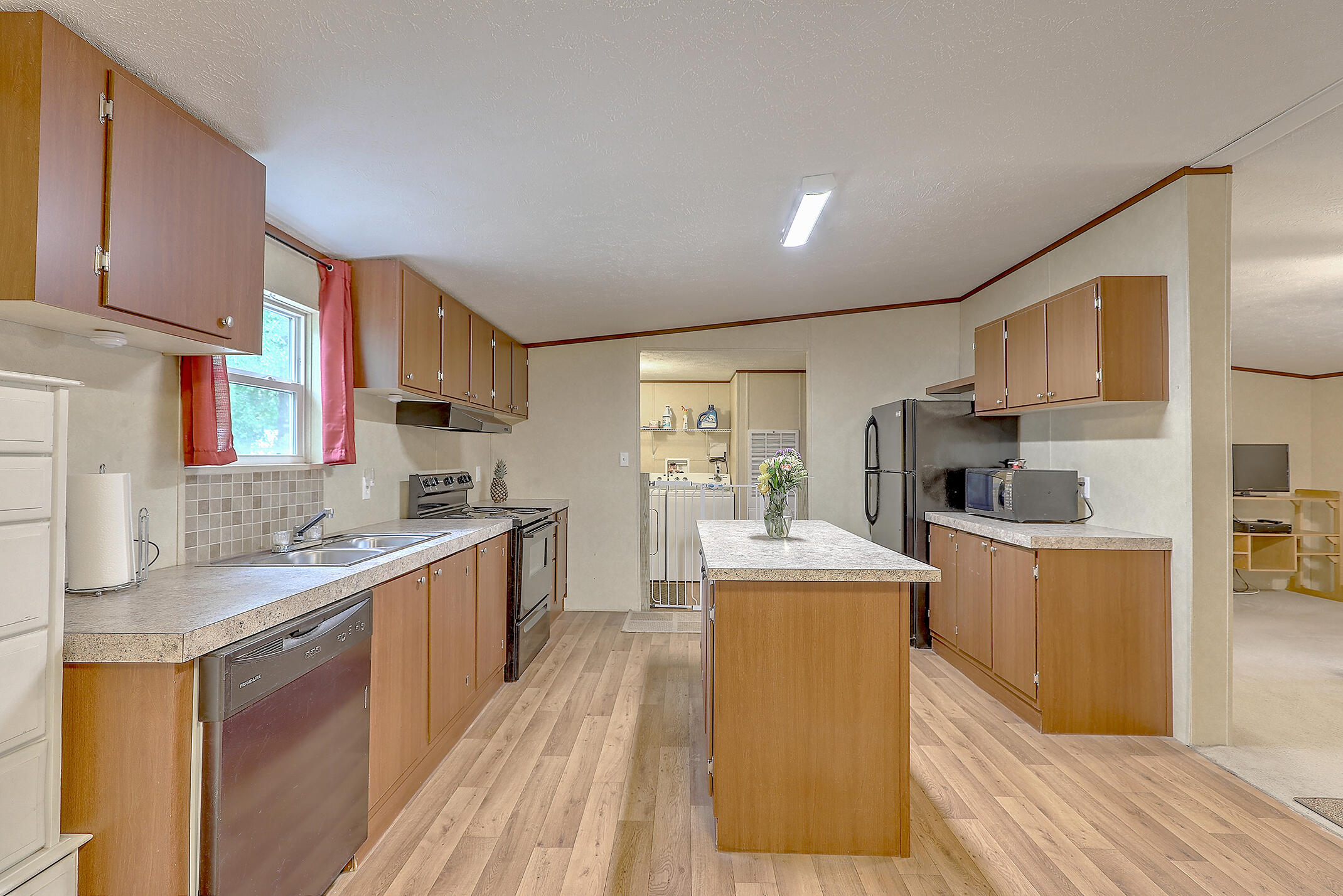 451 Farrell Street Moncks Corner, SC 29461 - Photo 11 of 25 1R3A3184_85_86_87_88_89_90