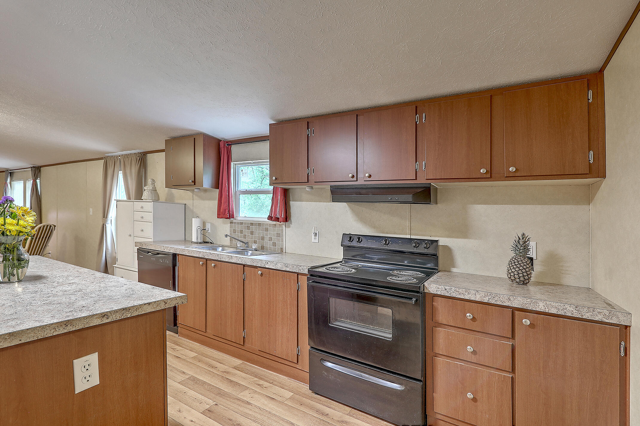 451 Farrell Street Moncks Corner, SC 29461 - Photo 12 of 25 1R3A3205_06_07_08_09_10_11
