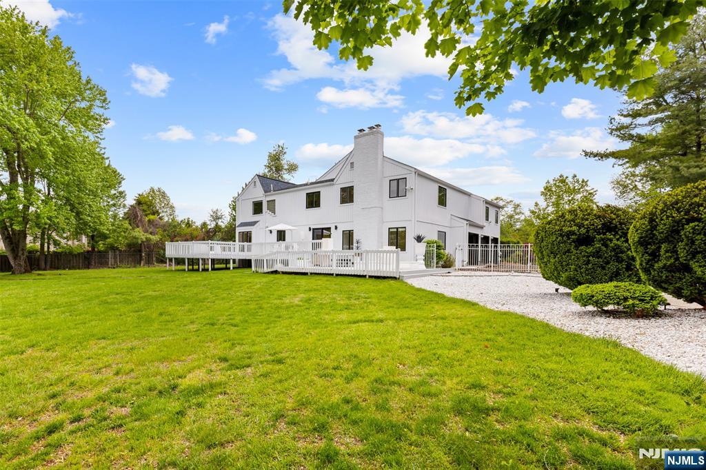 81 Greenwoods Road Old Tappan, NJ 07675 - Photo 42 of 46